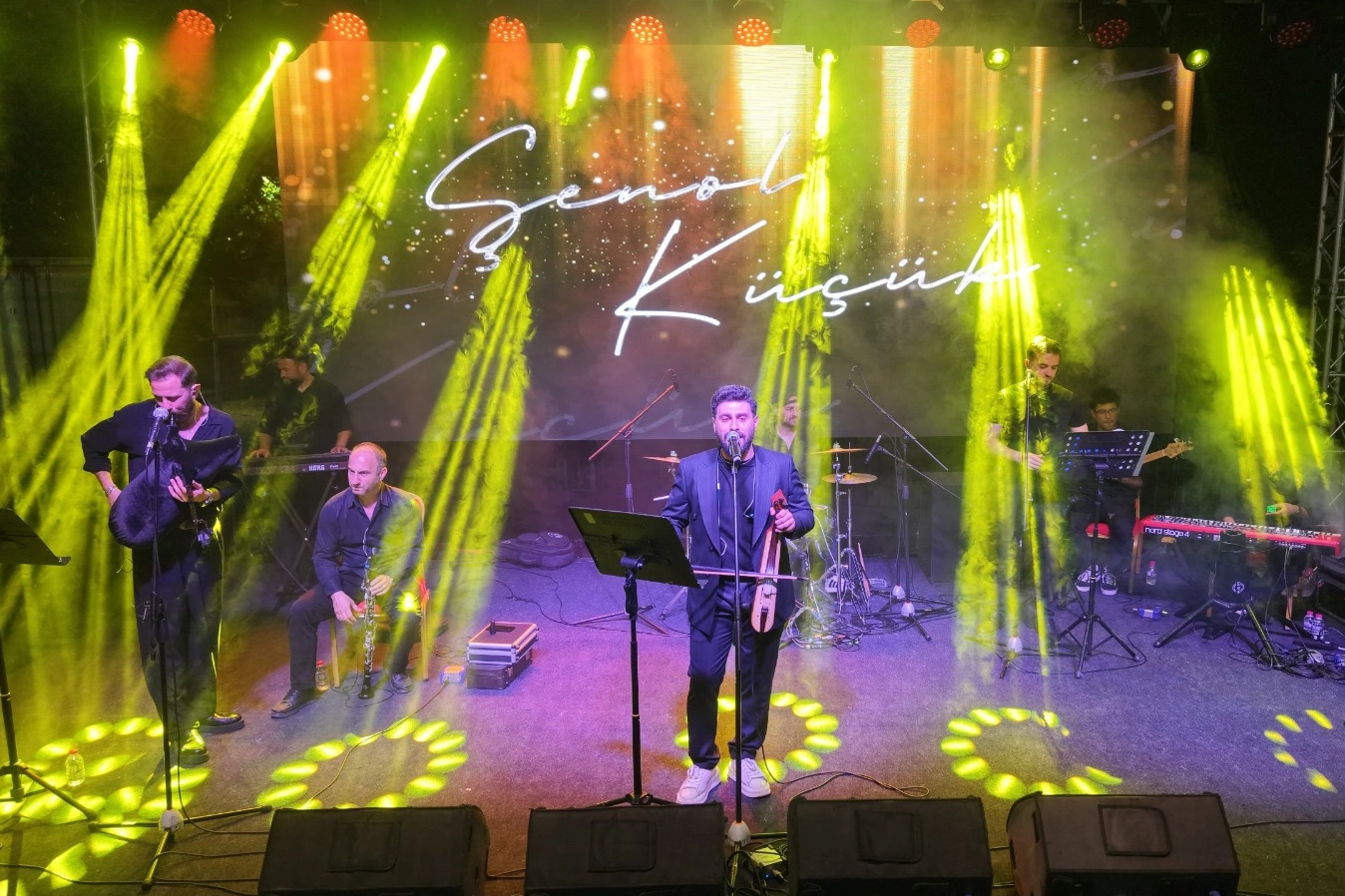 Kandıralılar bol bol horon tepti 