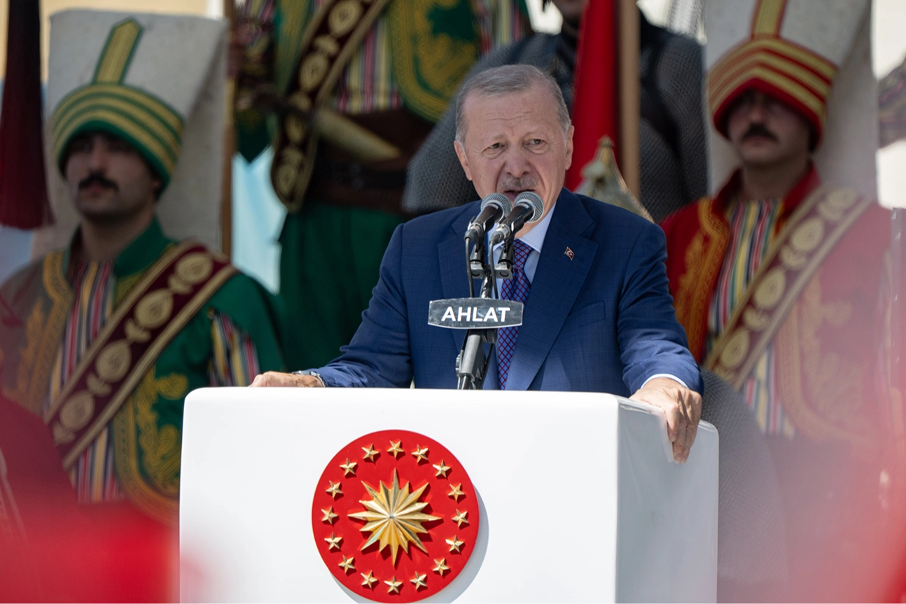 Cumhurbaşkanı Erdoğan’dan Ahlat’ta mesaj... Terörsüz Türkiye'de yeni dönem başlayacak 
