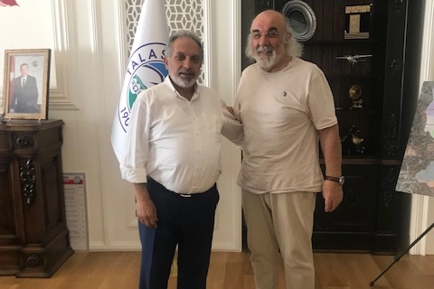 Mustafa Yalçın'dan 'Malazgirt' mesajı Mustafa Yalçın'dan 'Malazgirt' mesajı