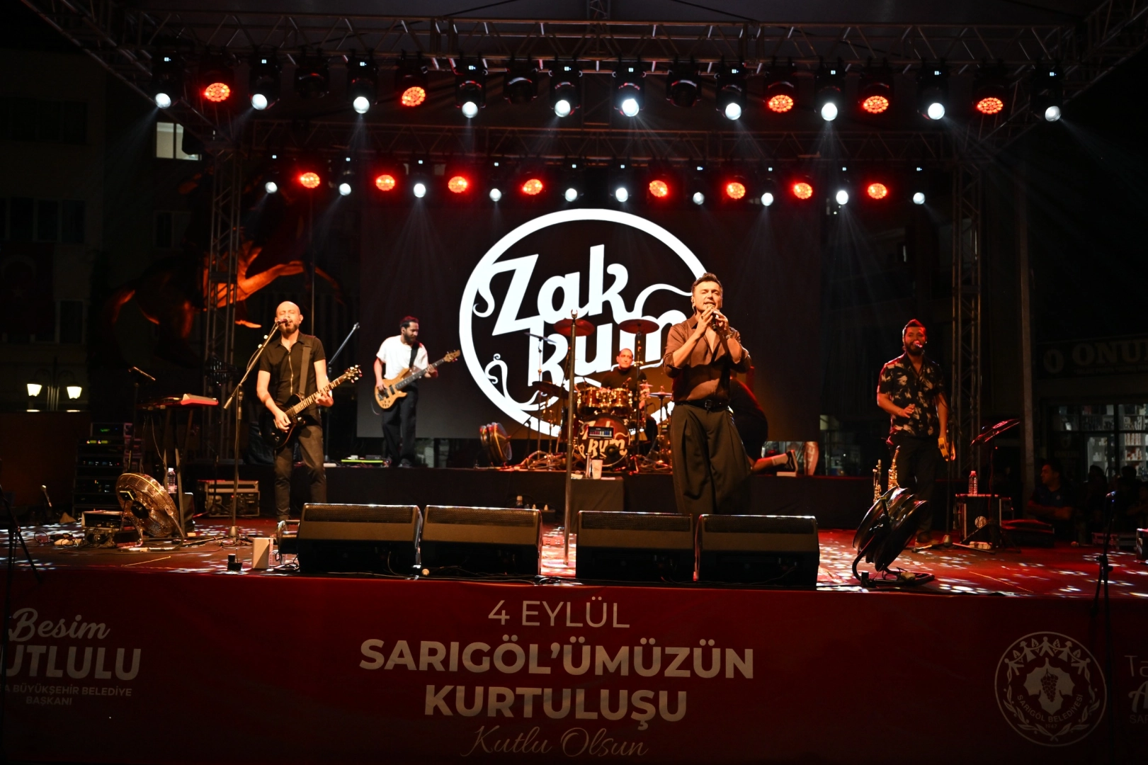 Sarıgöl’de kurtuluşun 104. yılında zakkum coşkusu 