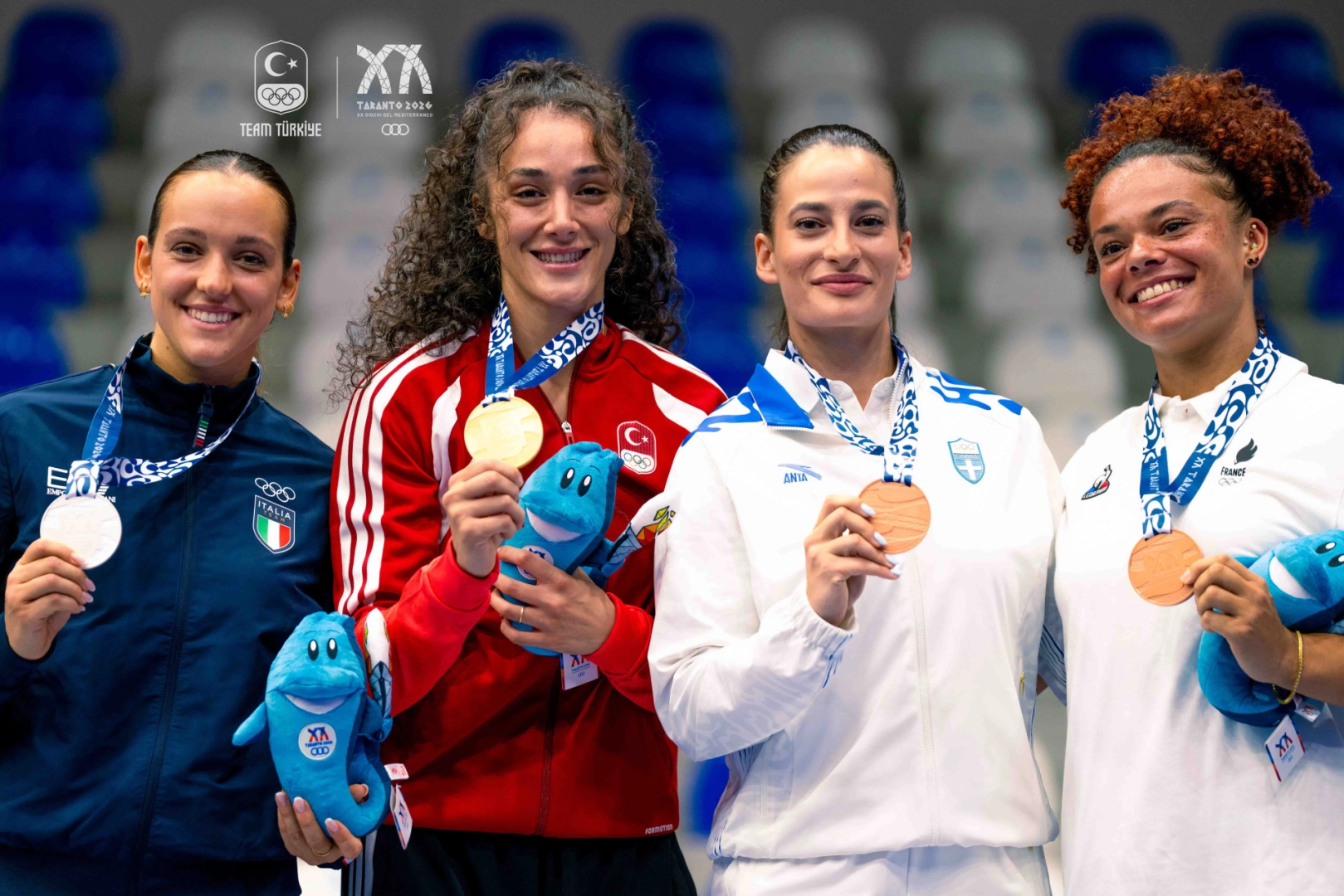 İBB sporcuları Akdeniz Oyunları'nda madalyaları topladı 