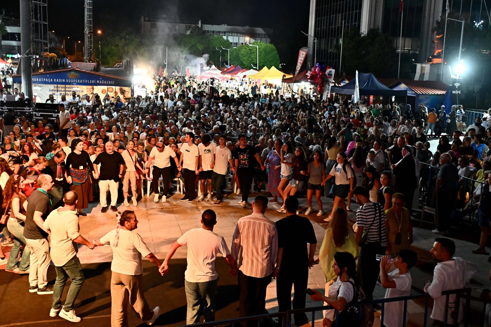 Muratpaşa’da Karadeniz fırtınası 
