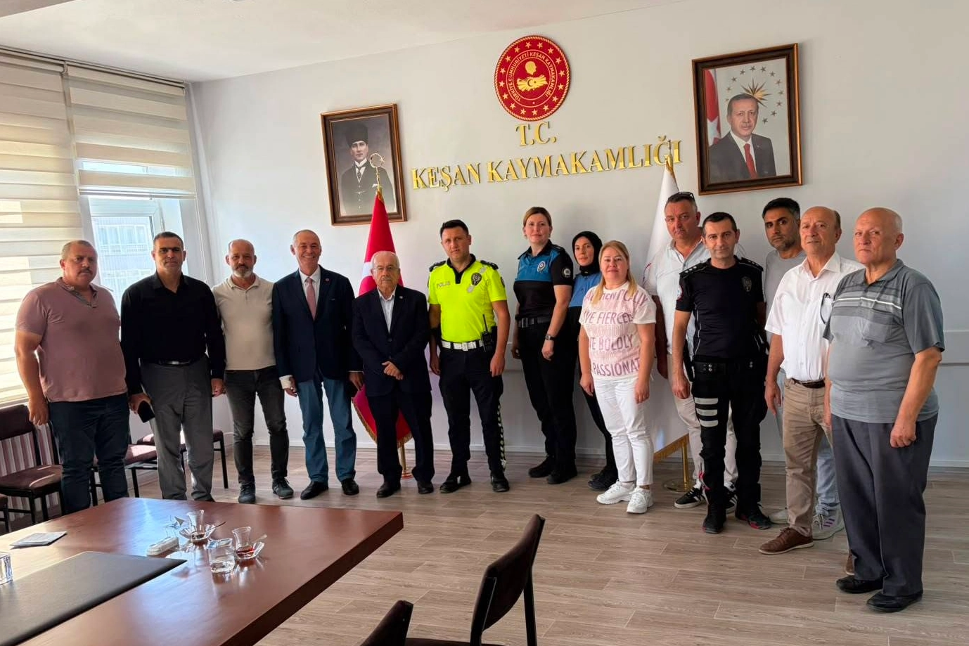 Keşan'da mahalle muhtarlarından 'emniyet'li istişare 