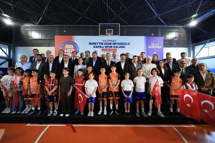 Sultangazi Nurettin Uzun Ortaokulu Spor Salonu yenilendi 