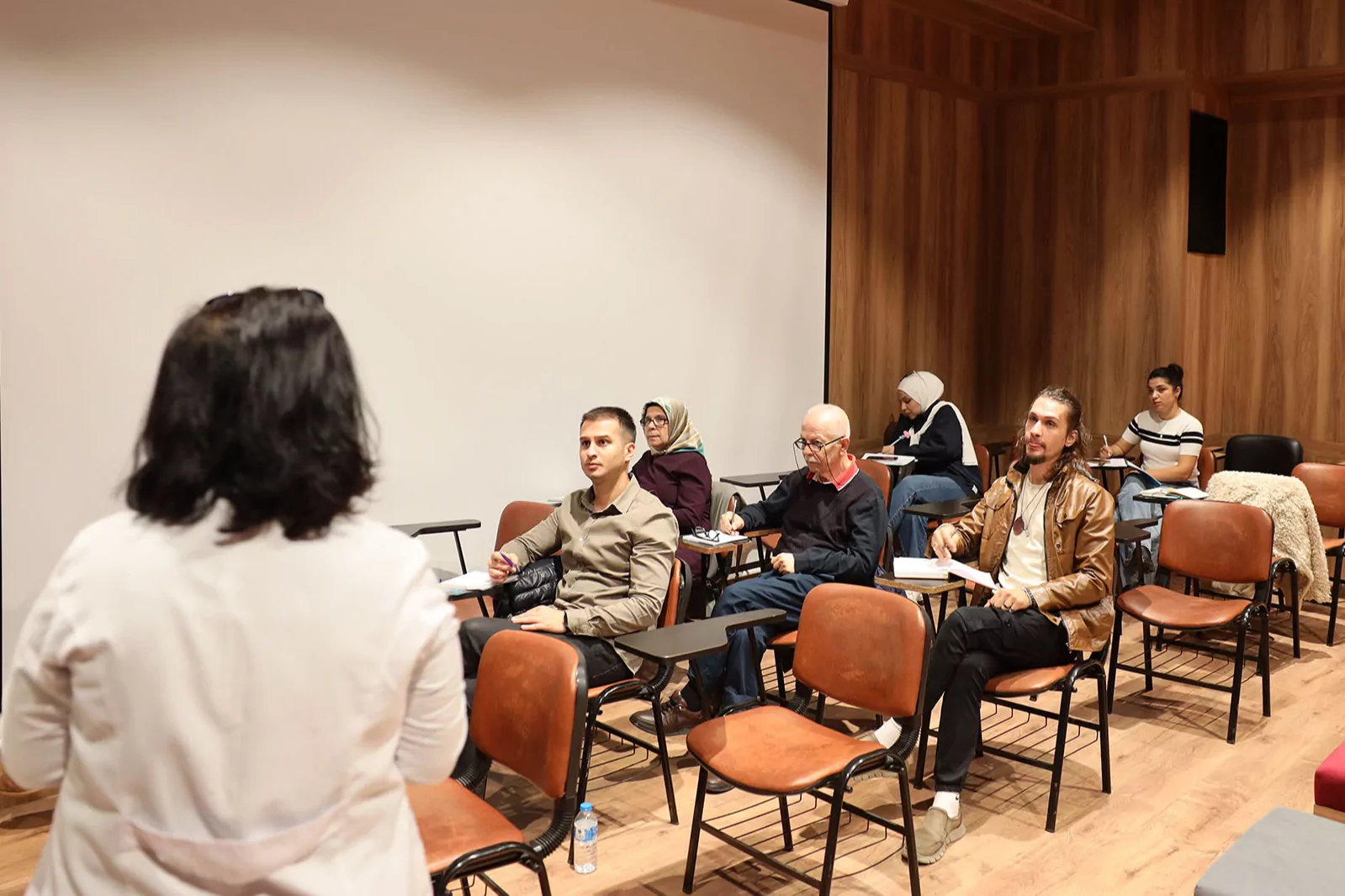 SAMEK’le 7’den 70’e herkes yeni bir dil öğreniyor 