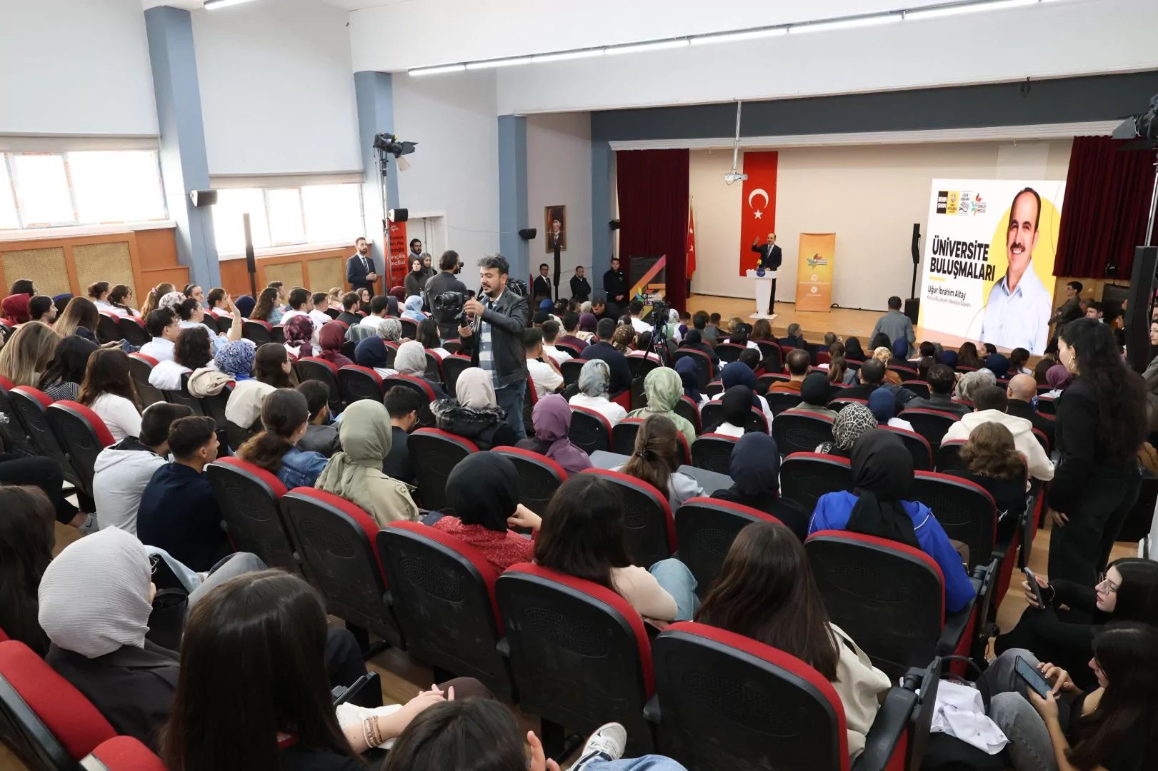 Konya Büyükşehir’den üniversite buluşmaları devam ediyor 