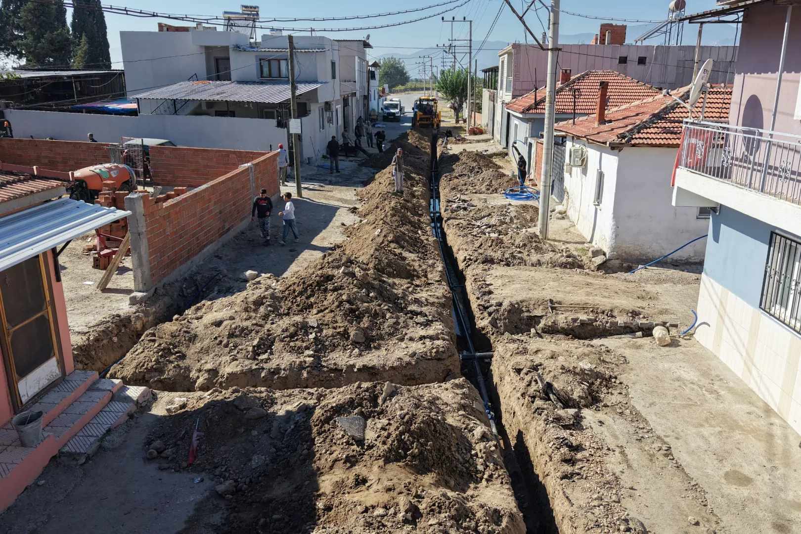 Manisa Yeşilköy’ün 40 yıllık içme suyu altyapısı yenilendi
