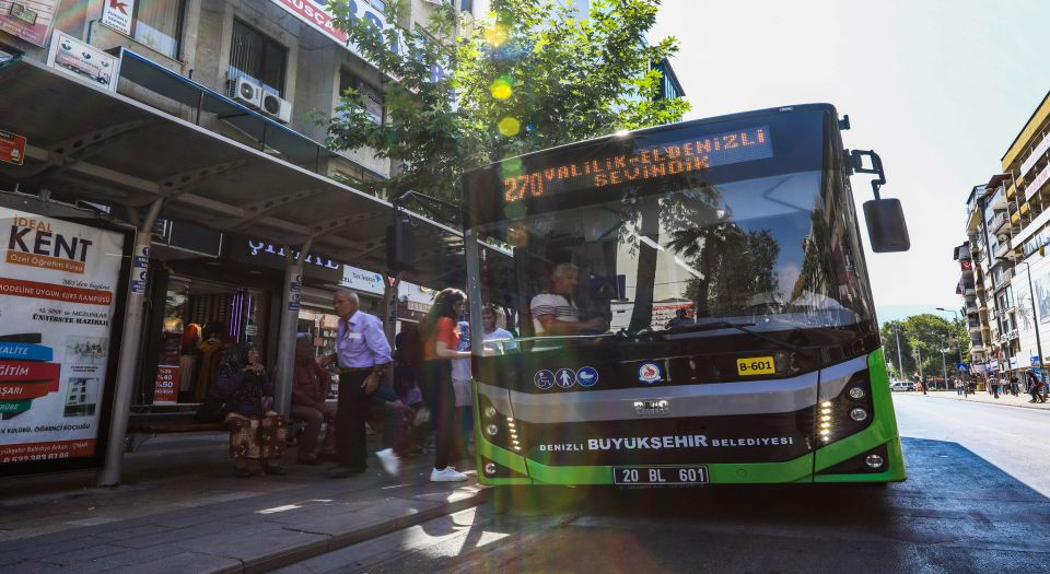 Denizli'de hafta sonu otobüsler sınava ücretsiz taşıyacak