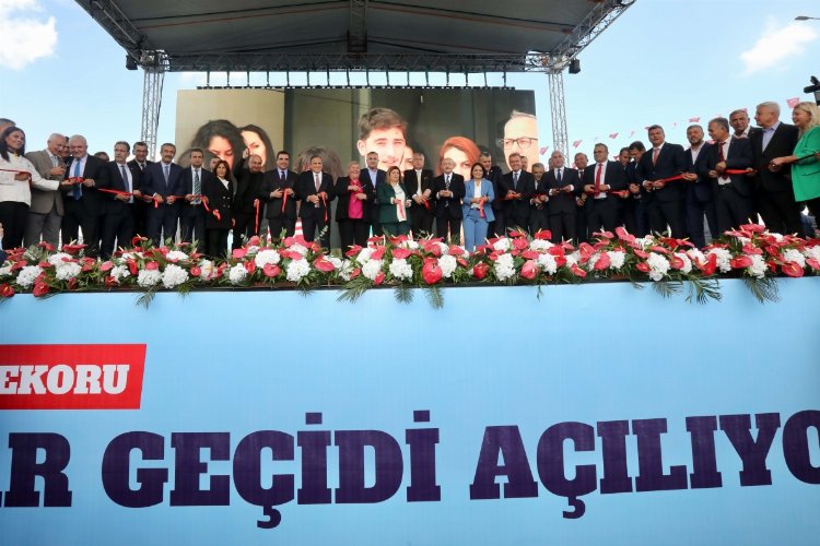 Adana’ya hizmet yağmuru -