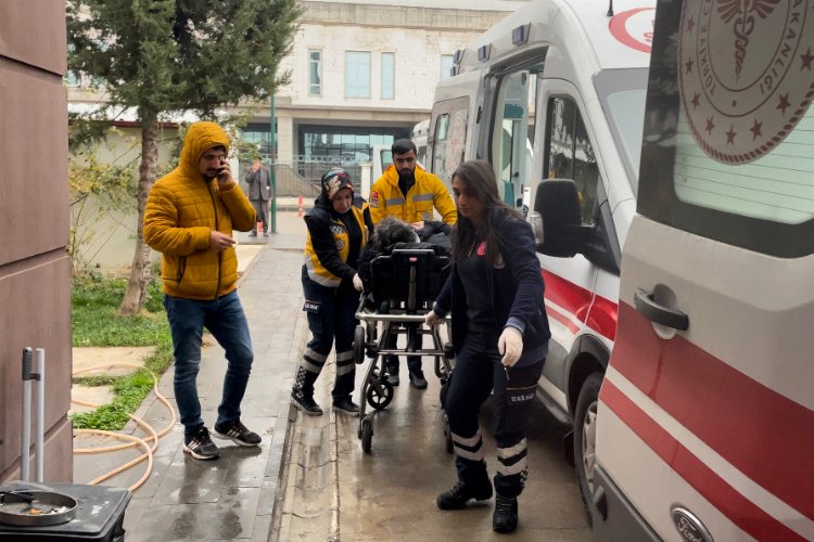 Adıyaman'da trafik kazası 4 kişi yaralandı -