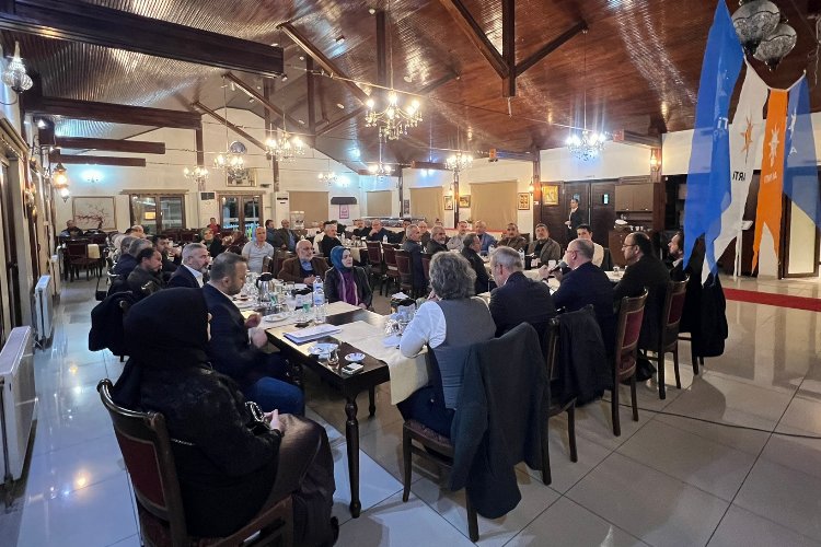 AK Parti Bursa teşkilatı sandık kurullarıyla buluşuyor -