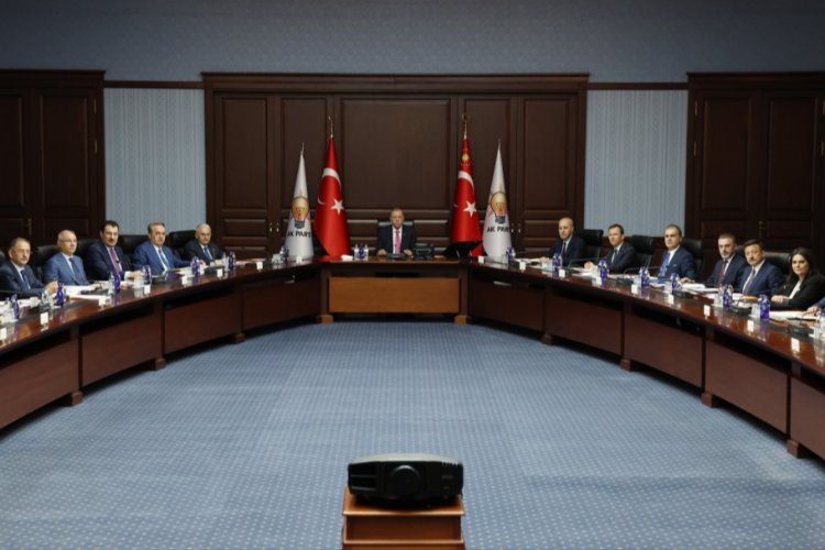 AK Parti MYK'dan seçim sonrası ilk toplantı -