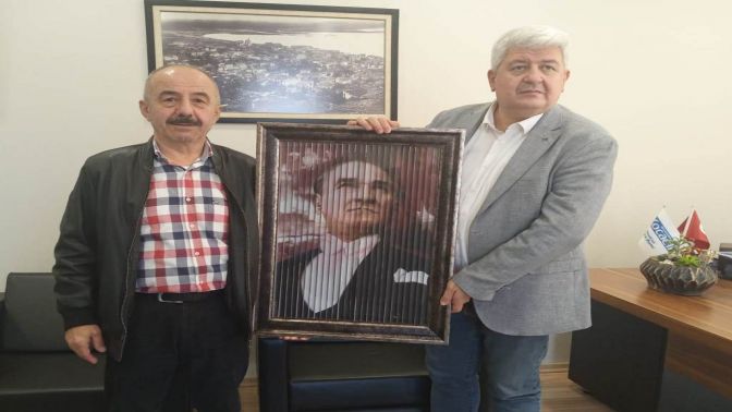 Ali Kemal Aydın, Gazeteci Adem Turgutu Ziyaret Etti.