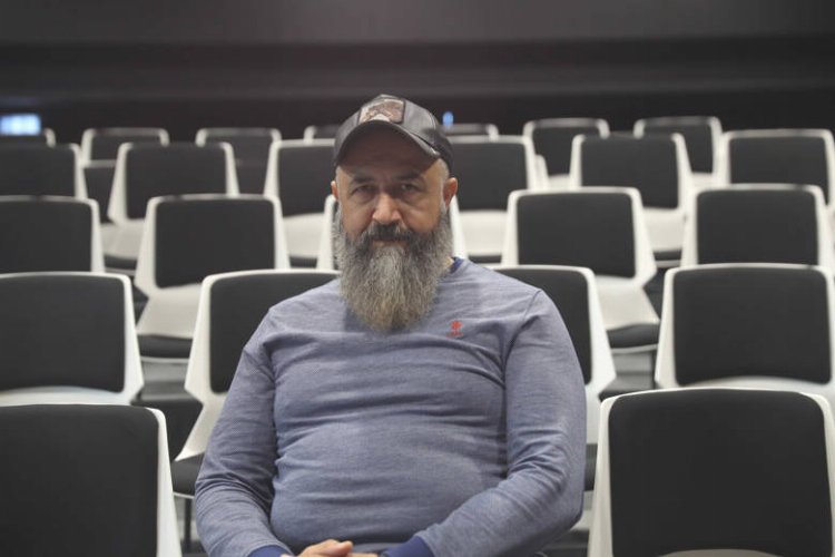 Antalya Büyükşehir'den tiyatrolara can suyu -