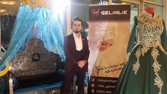 AŞK GELİNLİK GEBZE CENTERDE GÖZ KAMAŞTIRDI