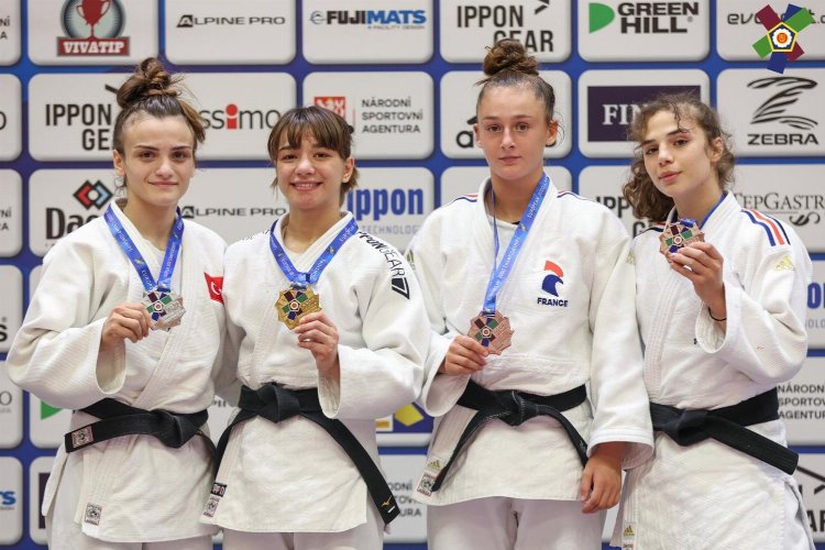 Avrupa Şampiyonası'na Kağıtspor ambargosu -