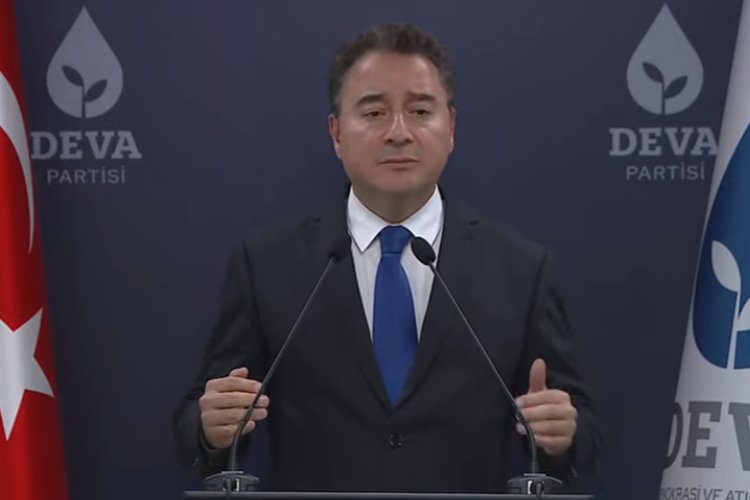 Babacan: Biz buradayız, 'dur' diyecek kadar güçlüyüz -