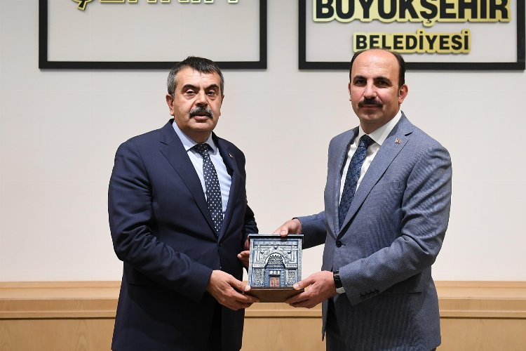 Bakan Tekin'den Konya'ya ziyaret -