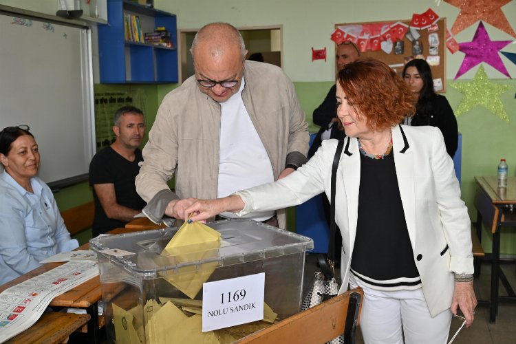 Başkan Ergün oyunu ailesiyle kullandı -