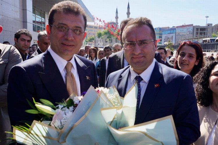 Başkan İmamoğlu'ndan Gaziosmanpaşa'ya tebrik ziyareti -