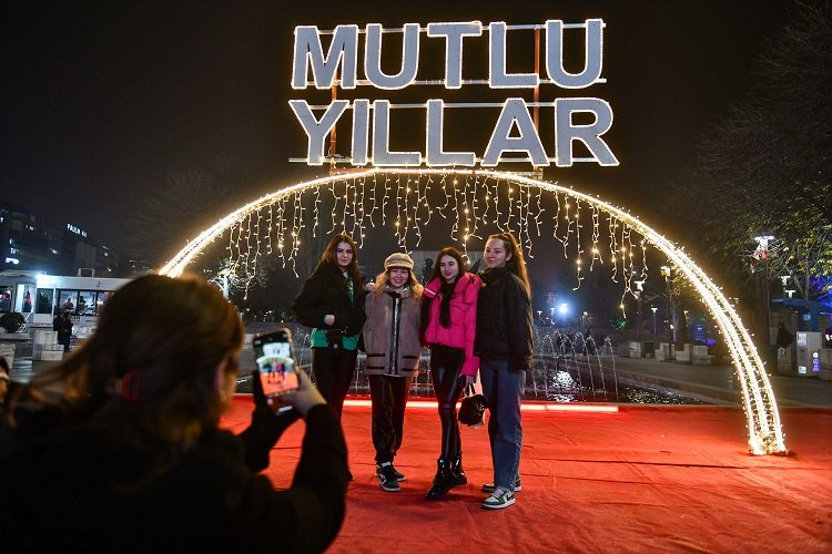 Başkent 2023 öncesi ışıl ışıl -