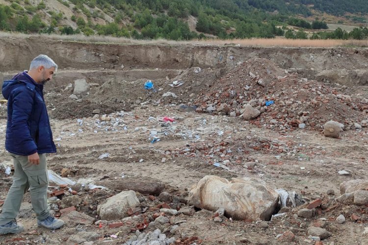 Bayraktepe'deki hafriyatta tarihi heykel çıktı! -