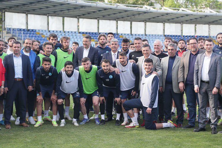 Belediye Kütahyaspor 2. Lig'e kilitlendi -