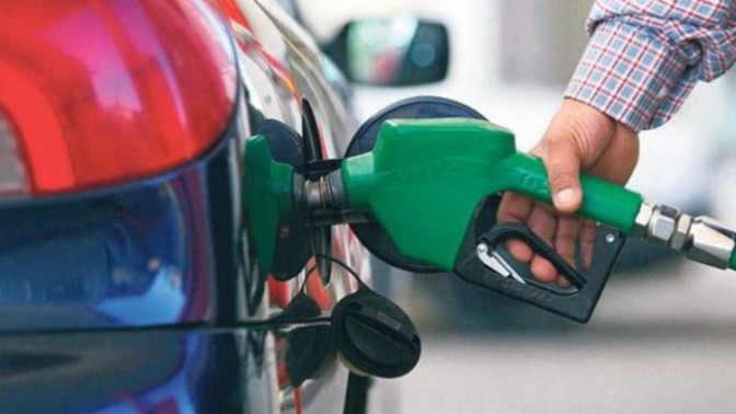 BENZİN 6 LİRAYI GEÇTİ!