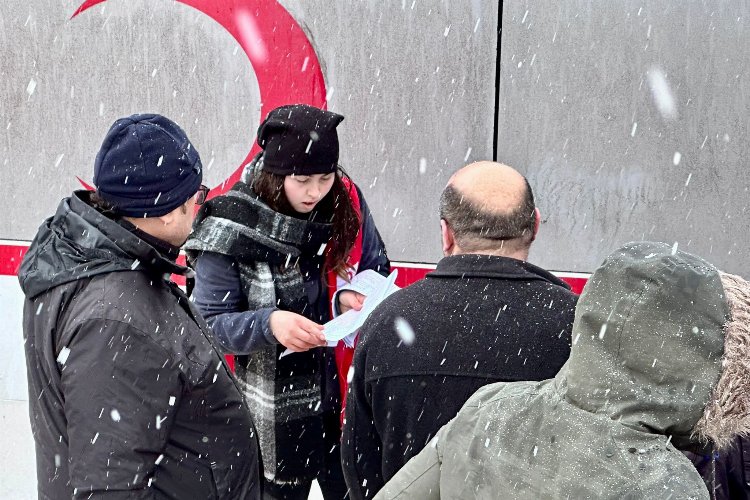 Bilecik depremzedeler için birlik oldu -