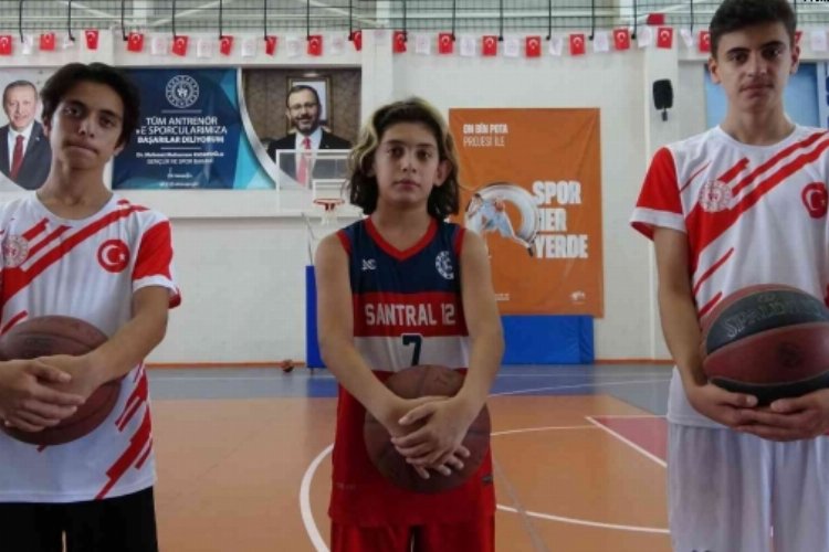 Bingöl'de çocukların hedefi 'milli forma' -