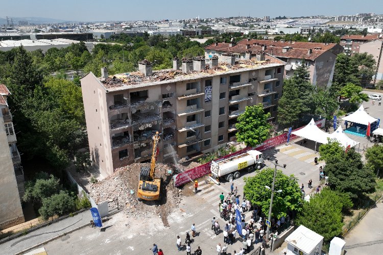 Bursa 1050 Konutlar'da dönüşüm 'resmen' başladı -