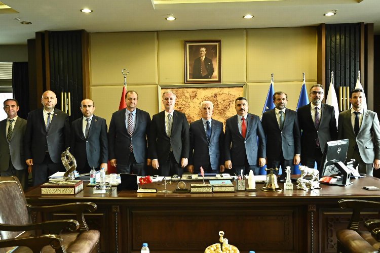 Bursa'da AK Partili belediye başkanlarından Başkan Bozbey'e toplu ziyaret -