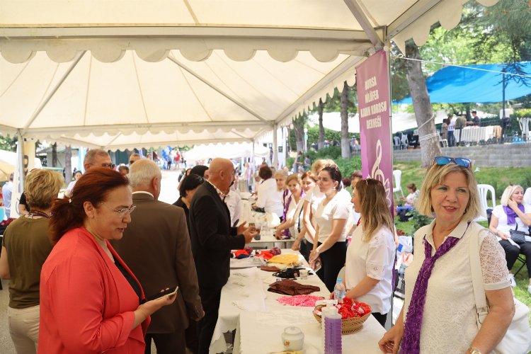 Bursa'da huzurevinde 'kermes'li moral -