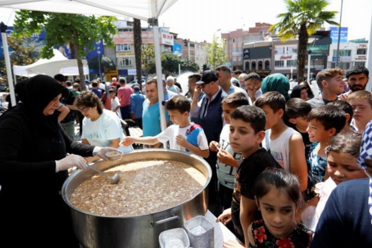 Bursa İnegöl'de bin 500 kişilik bereket -