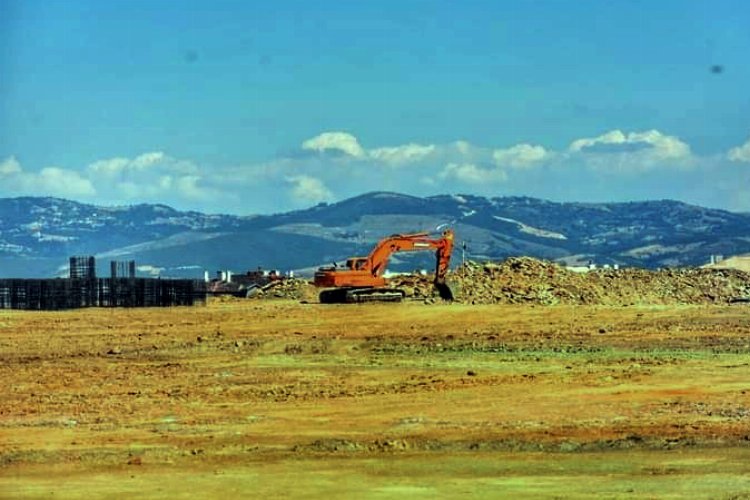 Bursa Yenişehir'de yatırımcıya modern sanayi sitesi -