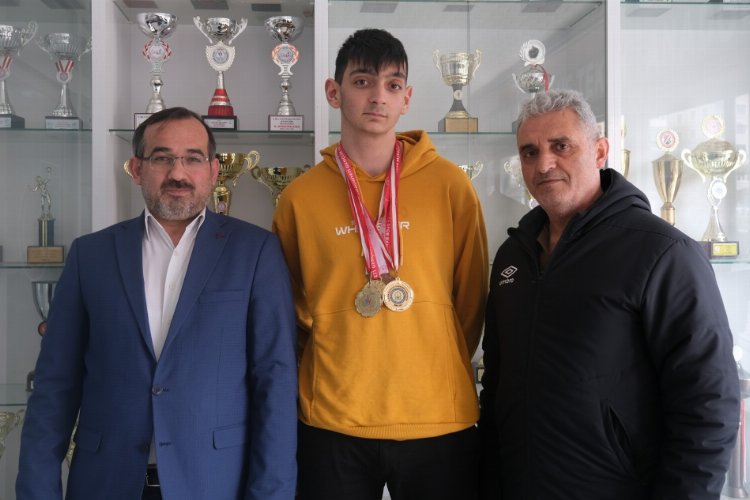 Bursa Yıldırım MTAL sporda başarılara doymuyor -