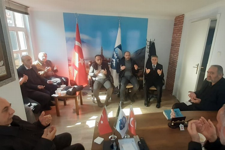 BURSAAKYAD'dan depremzedeler için mevlit -