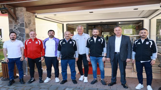 Büyükgöz Gebzesporun Bolu Kampında