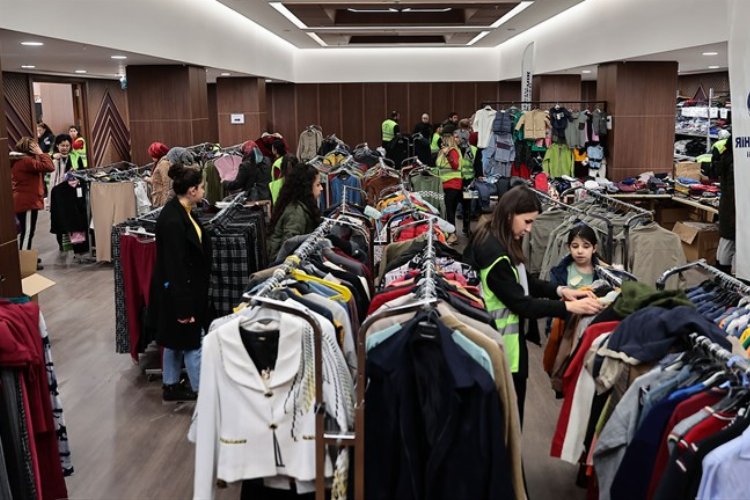 Büyükşehir, Denizli’de 15.460 afetzedeye kucak açtı -