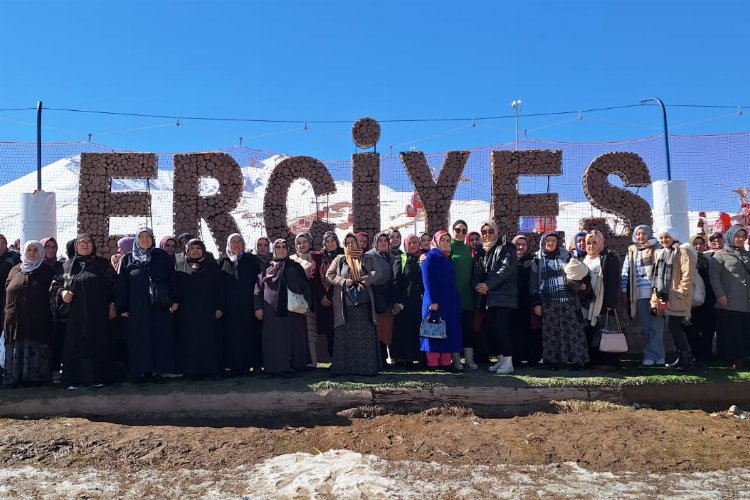 Büyükşehir Kaymek’ten Erciyes Dağı’na hiç gitmeyen 55 kadına jest -
