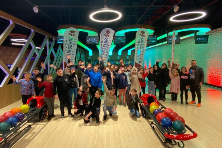 Büyükşehir öğrencileri bowlingle buluşturuyor -
