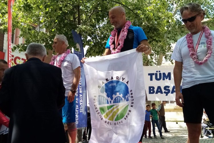 Büyükşehir sporcusu Isparta’dan altın madalya ile döndü -