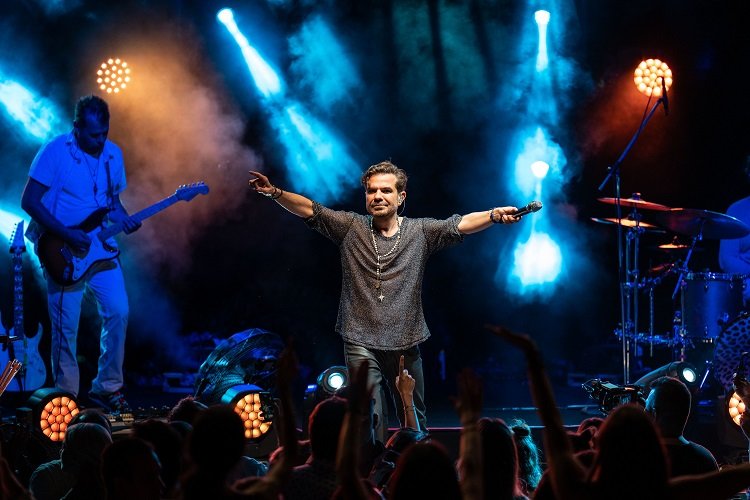 Caresse Bodrum’da Kenan Doğulu rüzgarı -