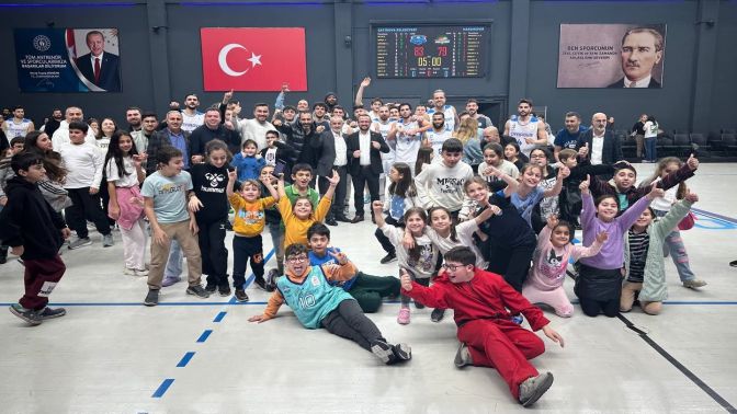 Çayırova Belediyesi, Haremspor : 83-79