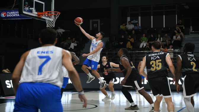 Çayırova Belediyesi’nden farklı prova