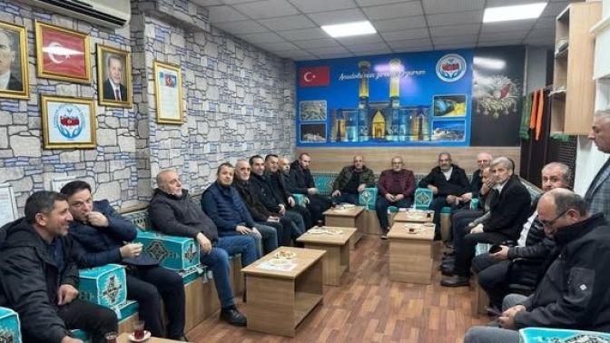 Çayırova Erzurumlular Derneğini Ziyaret Ettiler