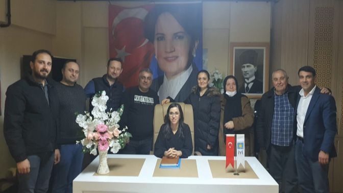 Çayırova İYİ Partide Kadın Kolları Başkanı Gülşah Sırtbaş