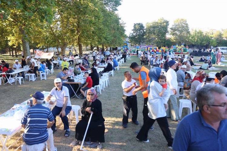 Çayırova Belediyesi’nden engelsiz piknik -