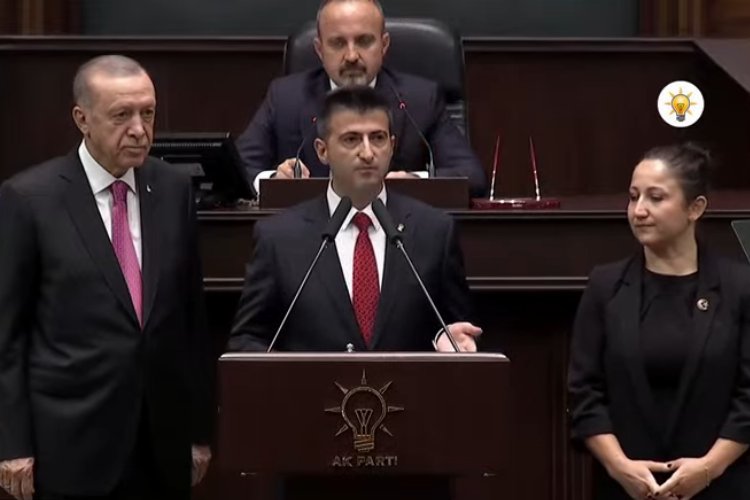 Çelebi: FETÖ zombilerine karşı yanınızdayım -