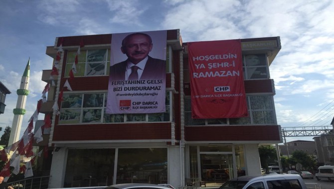 CHP DARICA’DAN KILIÇDAROĞLU’NA PANKARTLI DESTEK